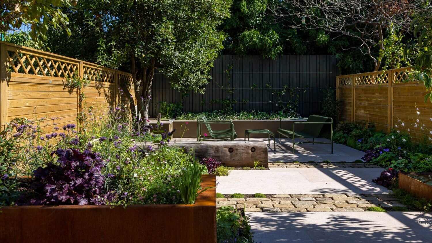 Top garden design trends for 2025