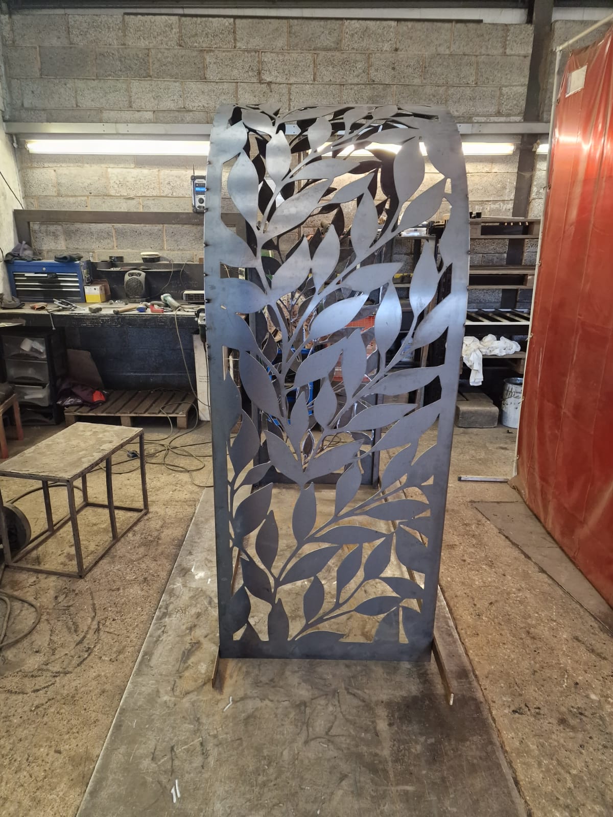 The Arthingworth Arch Garden Sculpture