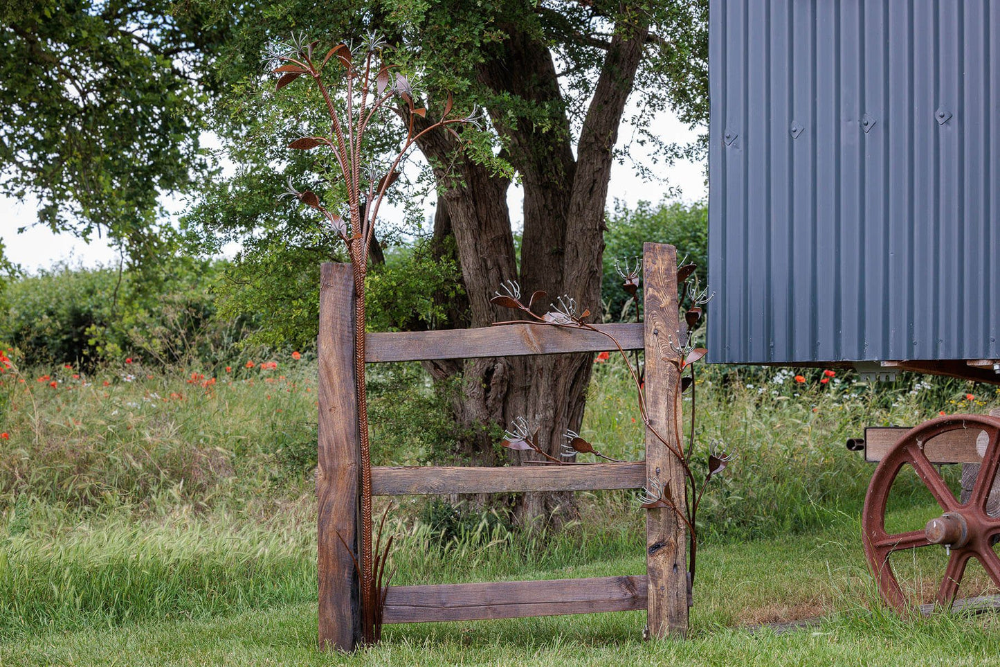 Farndon Nail Fence - Arthur Francis Sculpture