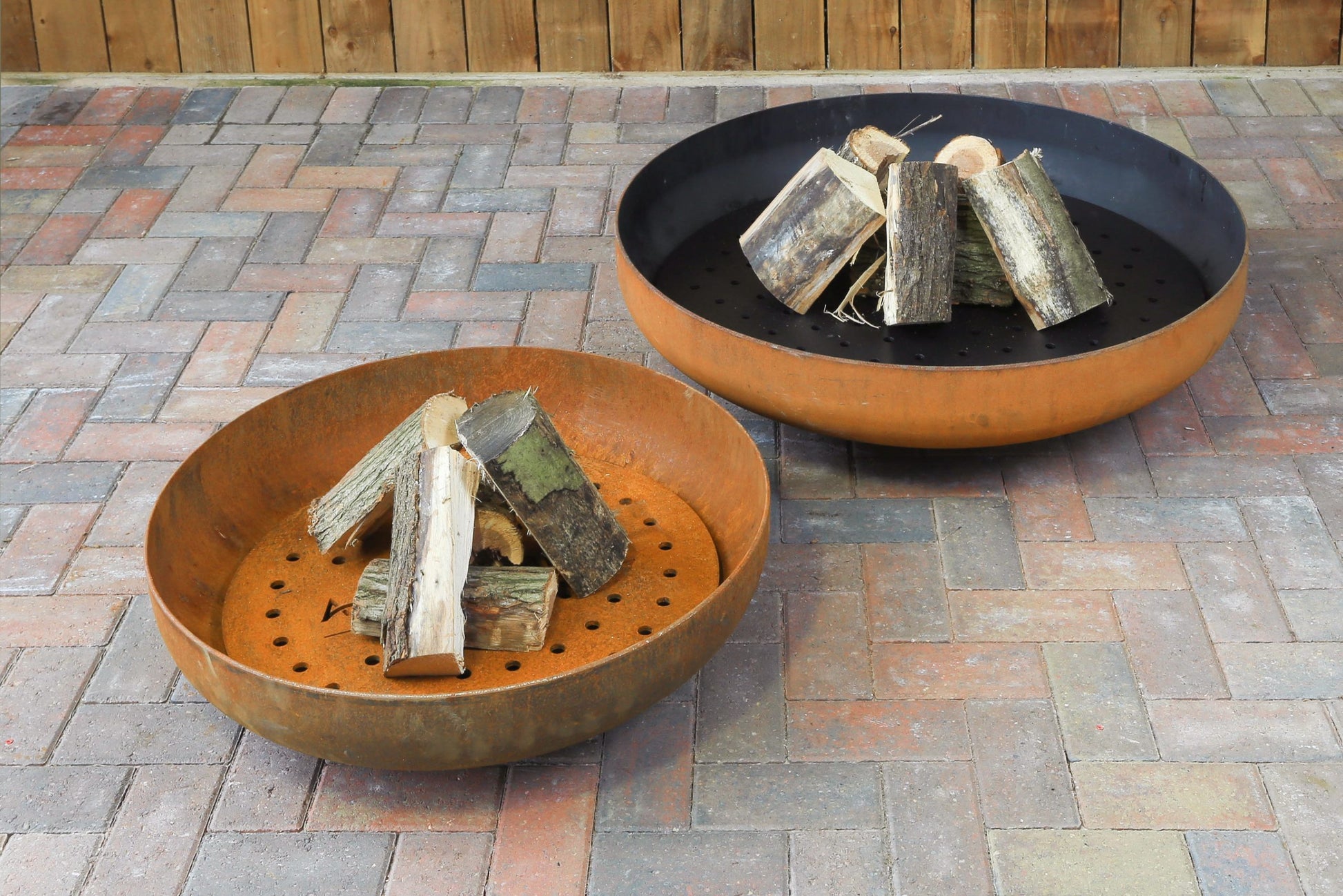 Oakham Fire Dish - Arthur Francis Sculpture