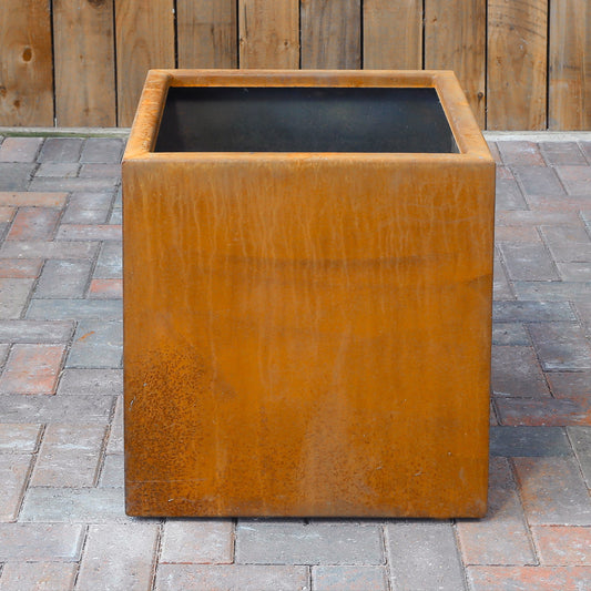 Rockingham Cube Planter - Arthur Francis Sculpture