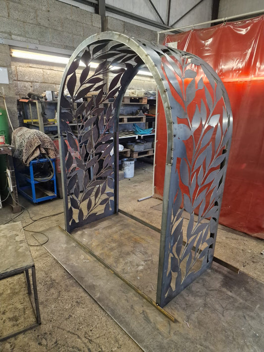 The Arthingworth Arch Garden Sculpture